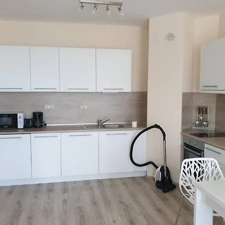 Apartment South Bay Becah